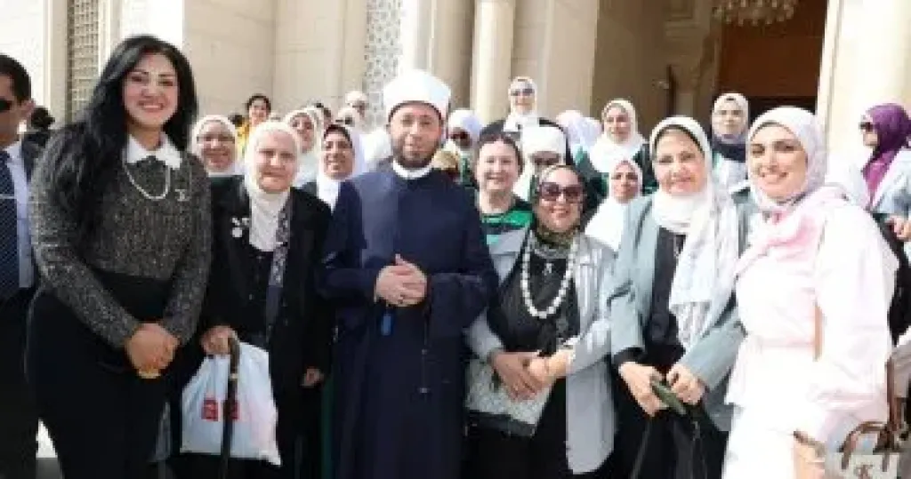 وزير الأوقاف: رسالة تقدير للمرأة وتعظيم لدورها ومكانتها