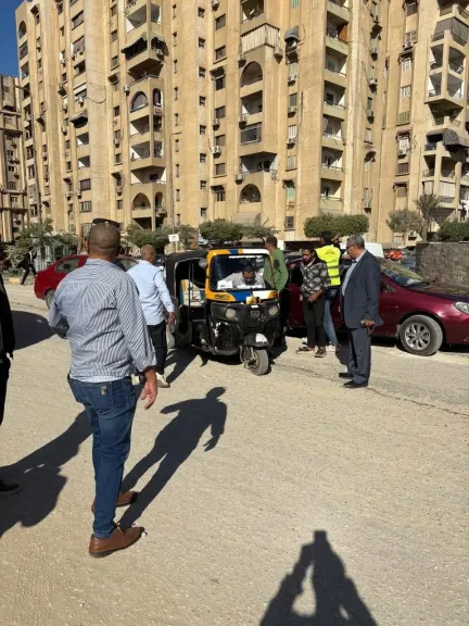 حى شرق مدينة نصر يشن حملة مكبّرة لمصادرة  التكاتك من ميدان الشهيد علي فهمي بحي الواحة