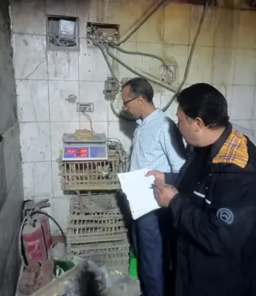 ضبط عدد من أجولة الدقيق المدعم قبل بيعها في السوق السوداء بالفشن