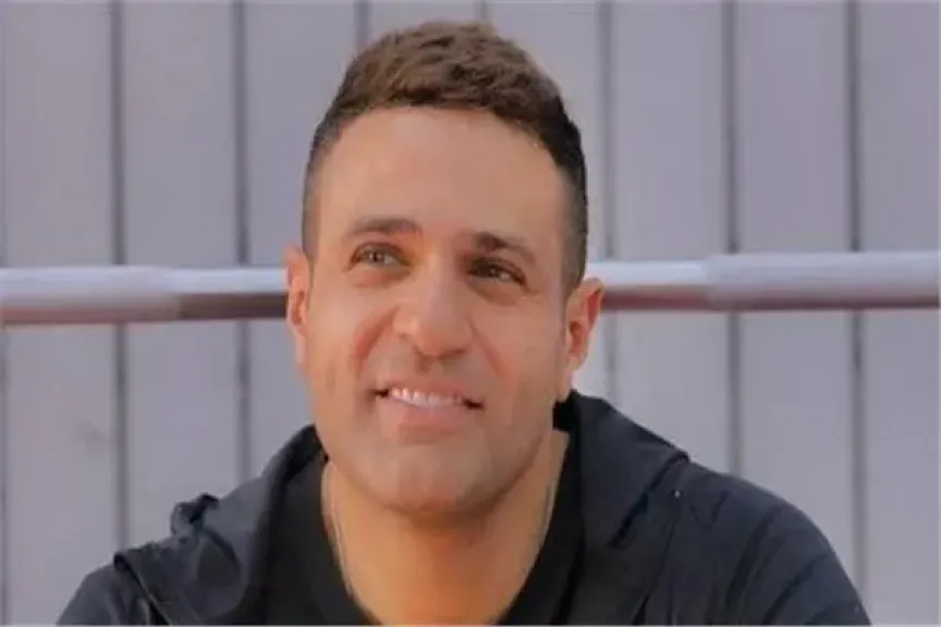 تأجيل محاكمة المتهمة بسب وقذف الفنان محمد نور