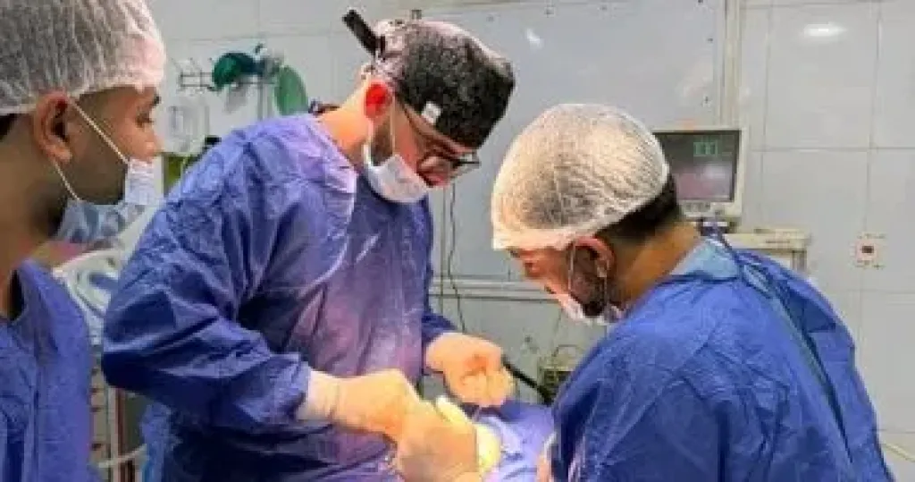 جراحة نادرة بالشرقية لاستخراج توأم من صدر رضيع عمره 10 أيام