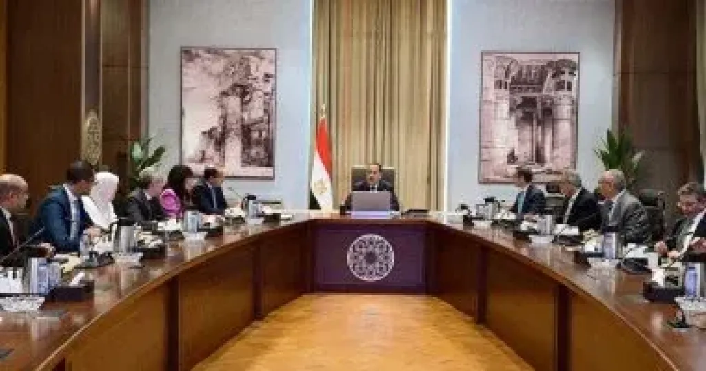 رئيس الوزراء يُتابع الموقف التنفيذى لخطة تطوير المنظومة الجمركية