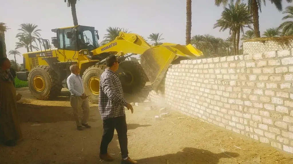 محافظ أسيوط: إزالة 16 حالة تعدي على أراضي زراعية ومتغيرات مكانية