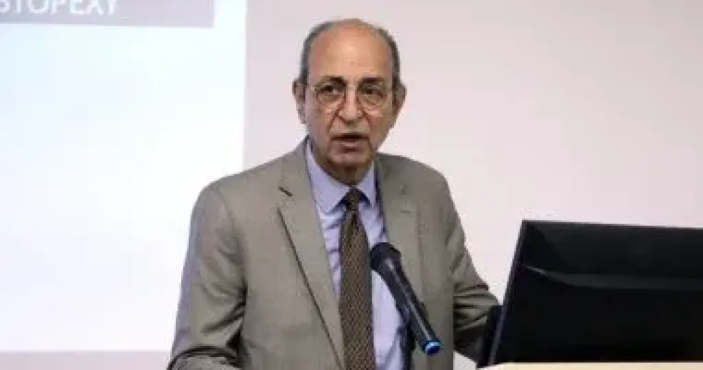 الصحة تستقدم الخبير العالمى الدكتور ماجد حسين لتطير مهارات الأطباء