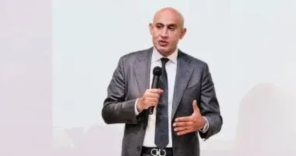 التعليم تنفي رفع الغياب بالمدارس وتحويل الدراسة لأونلاين لحماية الطلاب من فيروس ماربورج