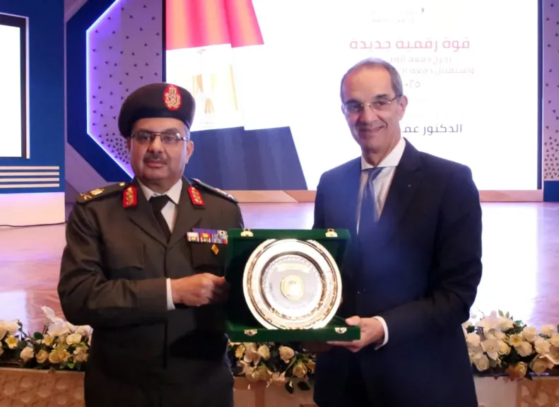 القوات المسلحة تحتفل بتخريج الدورة الأولى من برنامج التدريب المكثف (ICC) للمجندين فى مجال التعهيد