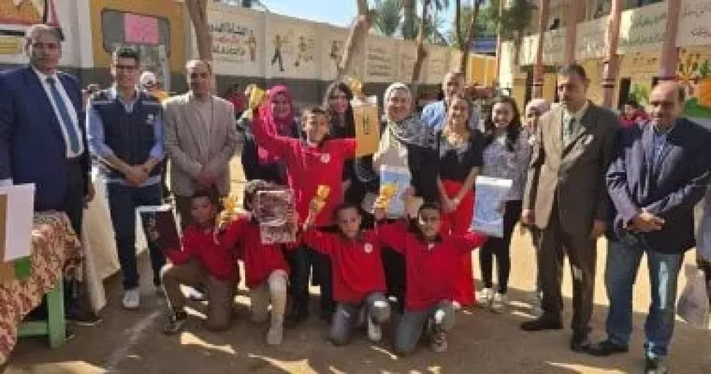 وفد منظمة الصحة العالمية يشيد بجهود مديرية سوهاج