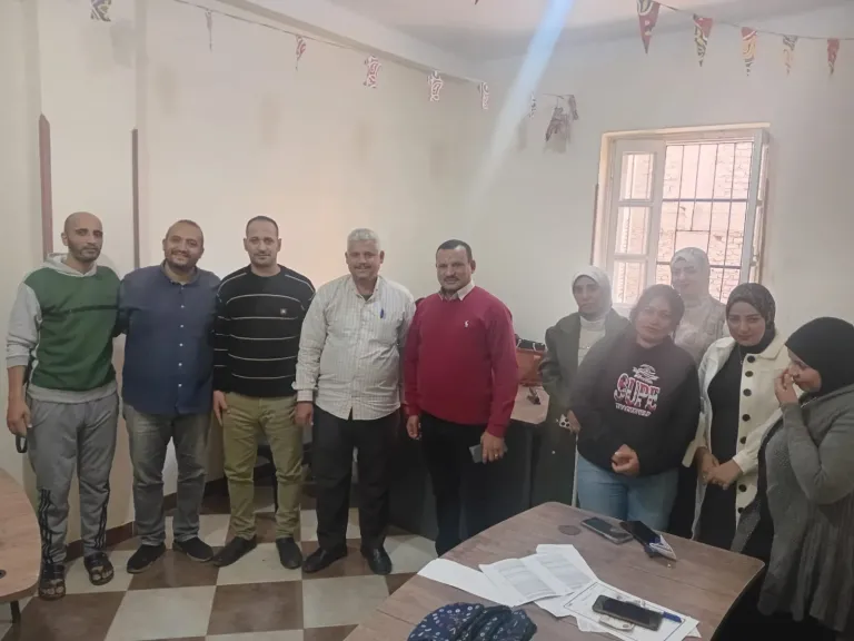 محافظ أسيوط: مديرية العمل تنظم ندوتين تثقيفيتين لرفع الوعي القانوني لدى العاملين