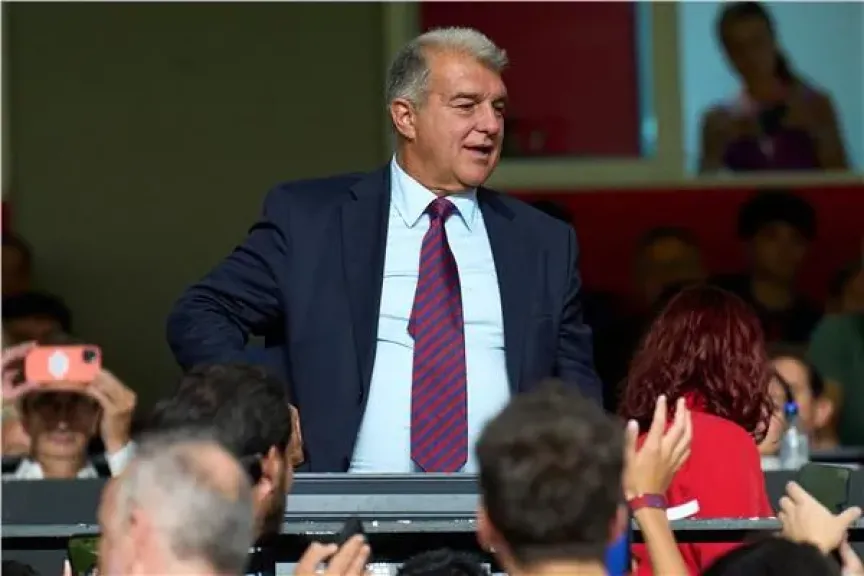 لابورتا: بيريز لديه «هوس» برشلونة.. ويسعون لإقالة تيباس