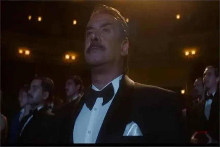 كريم عبد العزيز يشوق محبيه بطرح برومو فيلم ”الست”