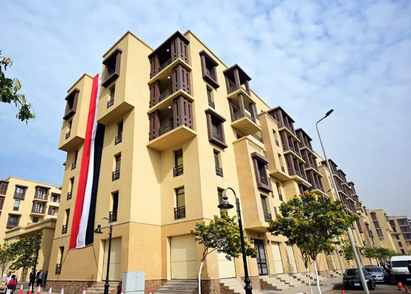 رئيس الوزراء يقوم بجولة تفقدية بمشروعات إعادة إحياء عدد من المناطق بالقاهرة التاريخية