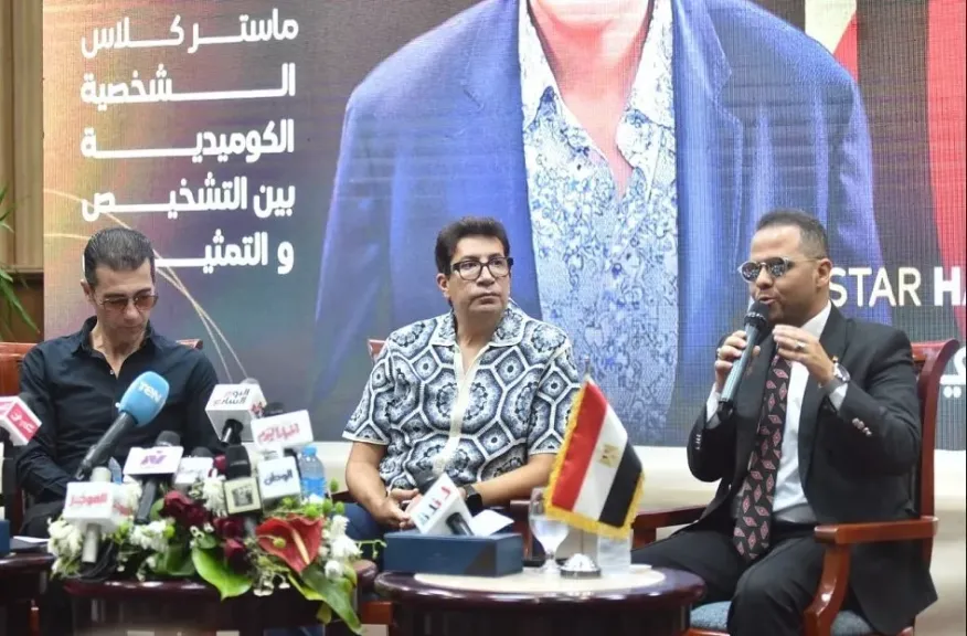 بحضور نجوم الفن.. بدء ماستر كلاس هانى رمزي بـ«شرم الشيخ للمسرح»