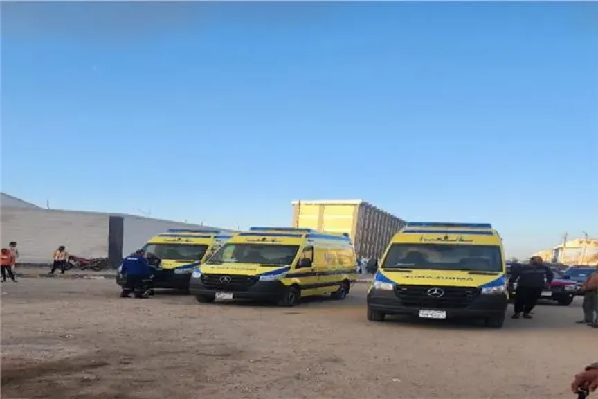 إصابة 8 تلاميذ ومشرفة مدرسية في حادث تصادم بكفر الشيخ