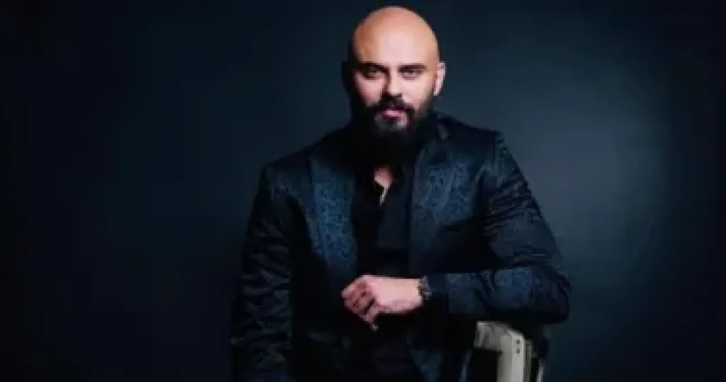 تعويض 100 ألف جنيه.. حادث تصادم يعرض أحمد صلاح حسنى لحكم قضائى