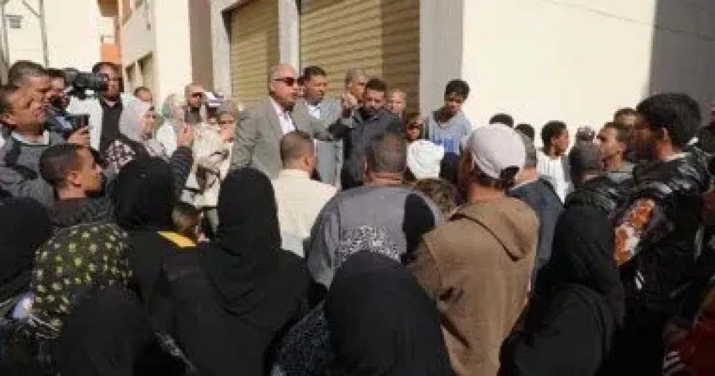 محافظ المنيا يتفقد المرحلة الأولى من عمارات بديل الإيواء بالسلخانة