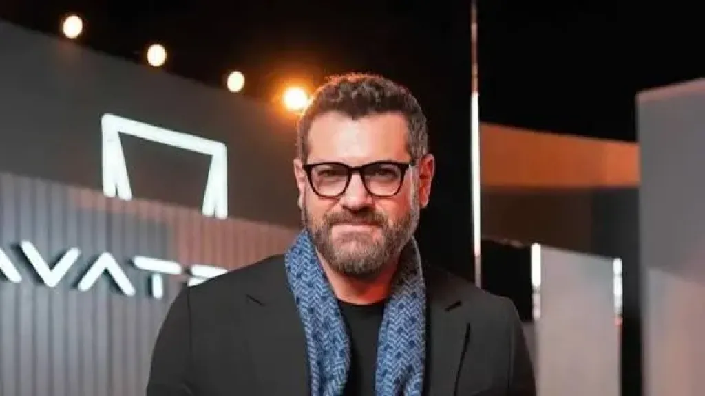 القصة الكاملة لاعتذار عمرو يوسف عن الألفاظ الجريئة