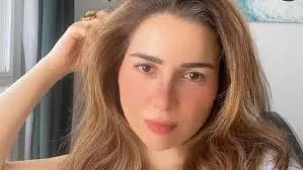 تفاصيل شخصية مي عز الدين في ”قبل وبعد”