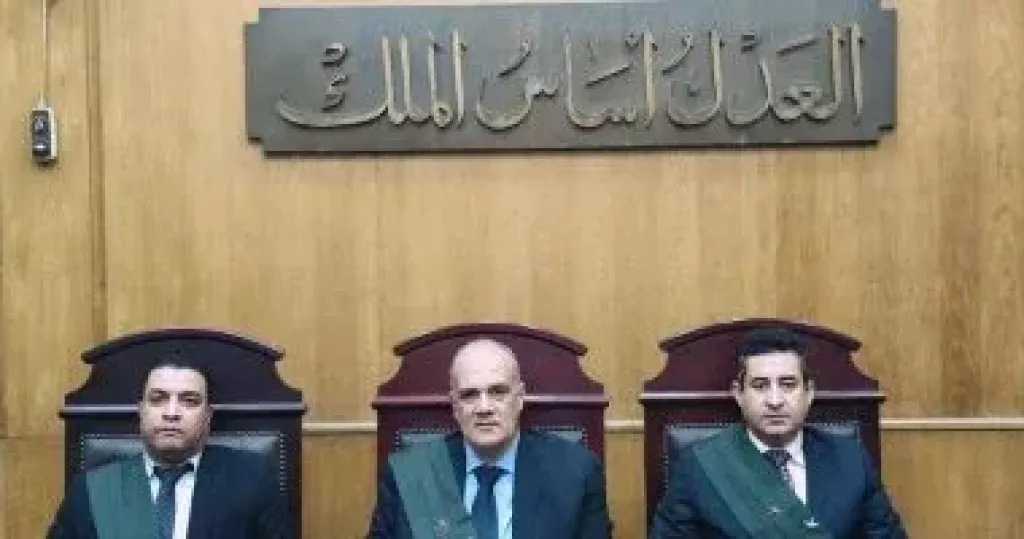 جنايات المنصورة تقضى بالسجن المشدد لمتهمين هشموا رأس عامل بالدقهلية