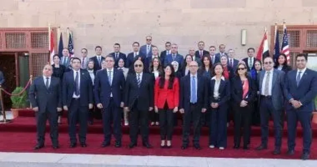 وزيرا العدل والتخطيط يشهدان تخريج 35 قاض وقاضية من برنامج قيادة التغيّر