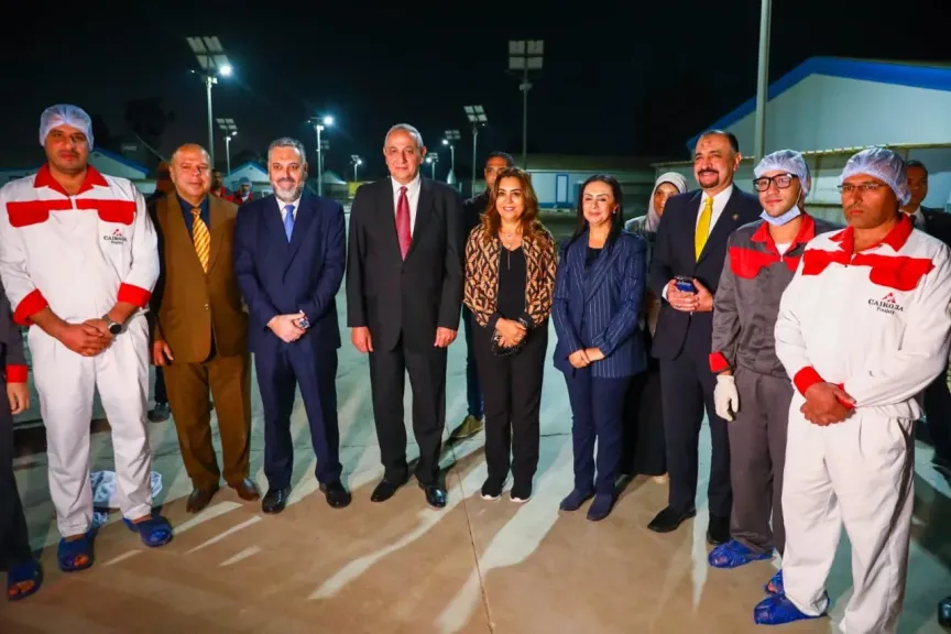 وزيرتا التضامن الاجتماعي والتنمية المحلية ومحافظ الغربية يتفقدون محطة طنطا لإنتاج البيض بعد تشغيلها بالشراكة مع القطاع الخاص