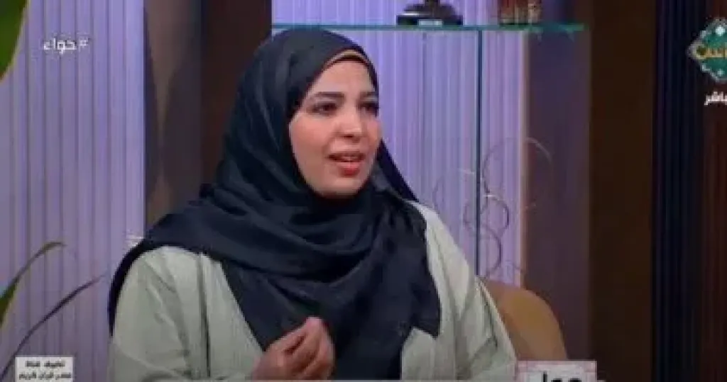 أمينة الفتوى: وظيفة تشترط خلع الحجاب ليست باب رزق.. والفرائض أولى