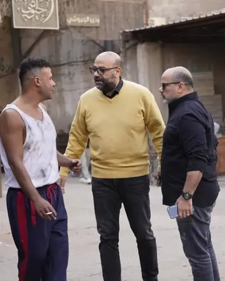 بمنطقة سقارة، شيرين عادل تعاين أماكن تصوير مسلسل الكينج