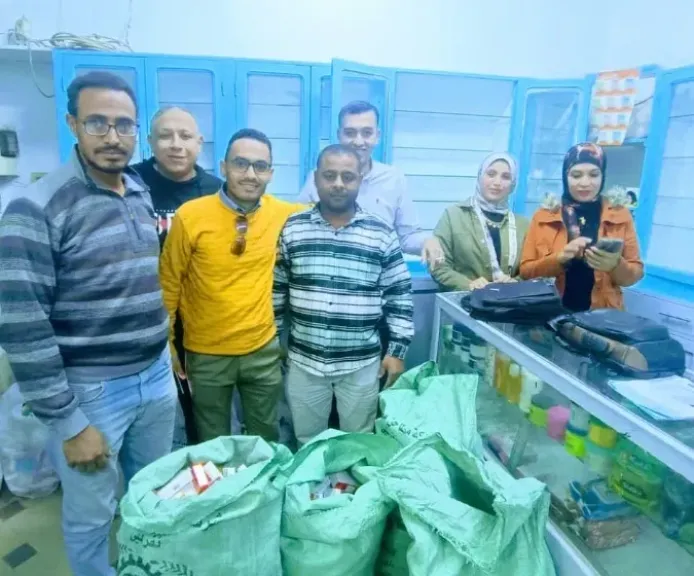 محافظ أسيوط: تشميع وغلق مركز طبي وضبط صيدلية غير مرخصة بحي شرق