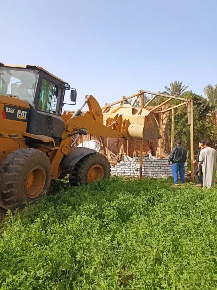 تنفيذالإزالات الفوريةلاربعة حالات على الرقعة الزراعية بمحافظة الشرقية