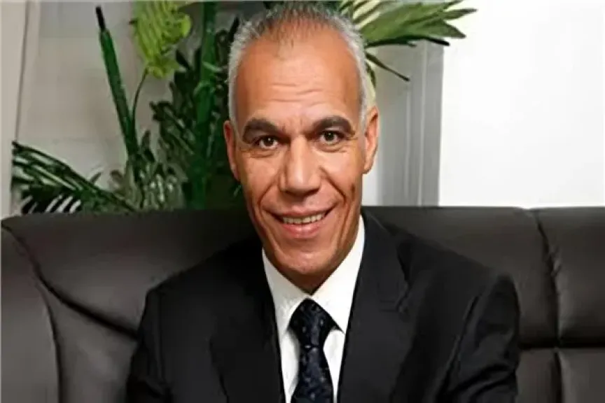 بعد صراع مع المرض.. وفاة المخرج علي سيد الأهل