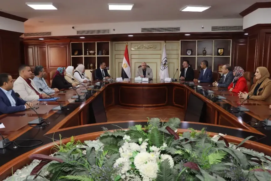 محافظ بني سويف يشهد توقيع بروتوكول تعاون بين مديرية الصحة وجمعية شُريان العطاء في مجال تعزيز التُبرع بالدم