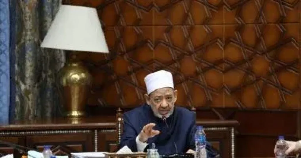 شيخ الأزهر يهنئ الشيخ محمد بن زايد والشعب الإماراتي باليوم الوطني الـ54