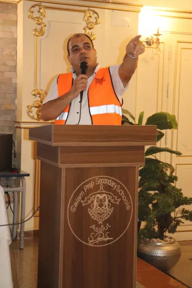 مدرسه السلام الخاصه الاعدادي والثانوي  باسيوط تنظم ندوه توعية  لا للتدخين والادمان للطلابنا