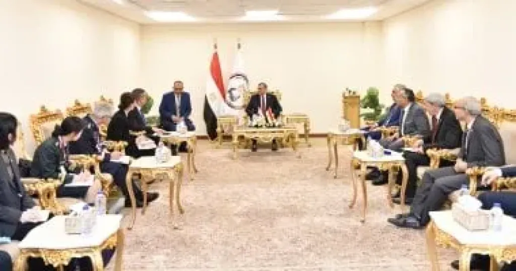 وزير الإنتاج الحربى يلتقى نائب وزير DAPA لشئون القدرات الكورى الجنوبى