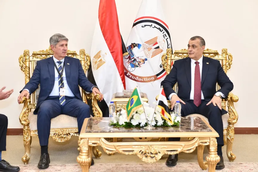 علي هامش ”EDEX 2025”.. وزير الدولة للإنتاج الحربي يستقبل وزير الإنتاج الدفاعي البرازيلي