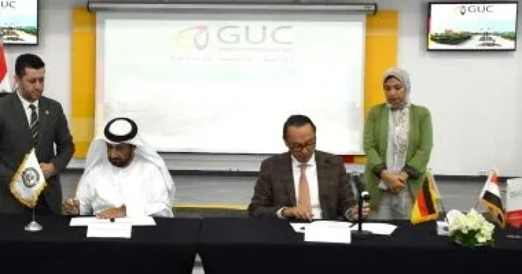 توقيع مذكرة تعاون بين الجامعة الألمانية بالقاهرة والبرلمان العربى