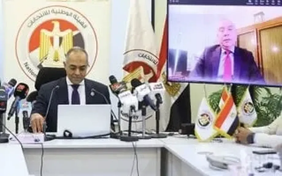 الهيئة الوطنية للانتخابات تعقد مؤتمرا صحفيا لمتابعة التصويت فى إعادة 19 دائرة