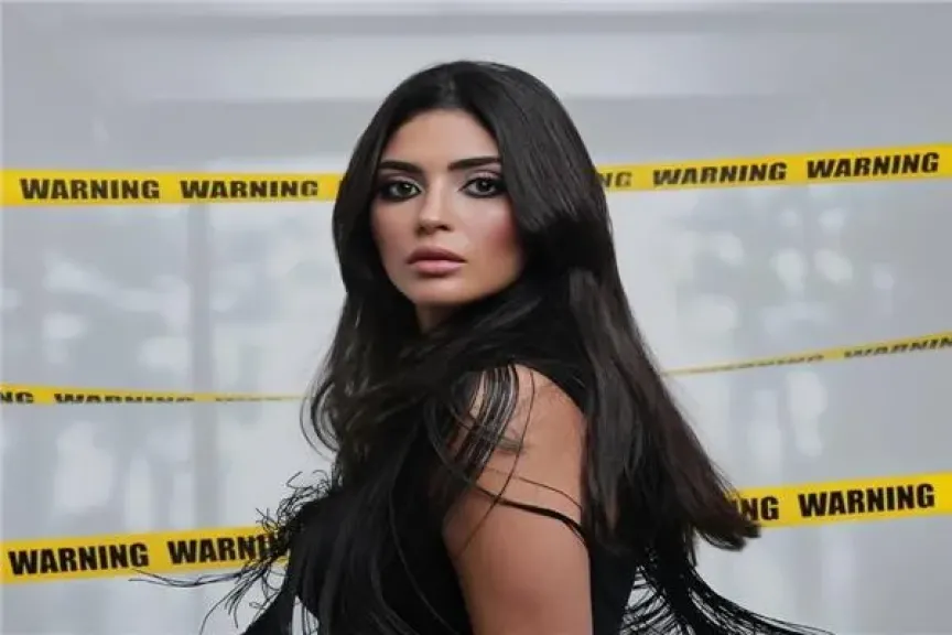 المغربية صافية التازي تتخطى 1.6 مليون مشاهدة بـ ”أول نظرة”