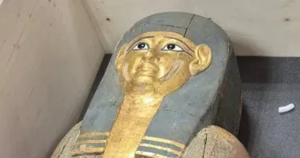 مصر تسترد قطعتين أثريتين من بلجيكا