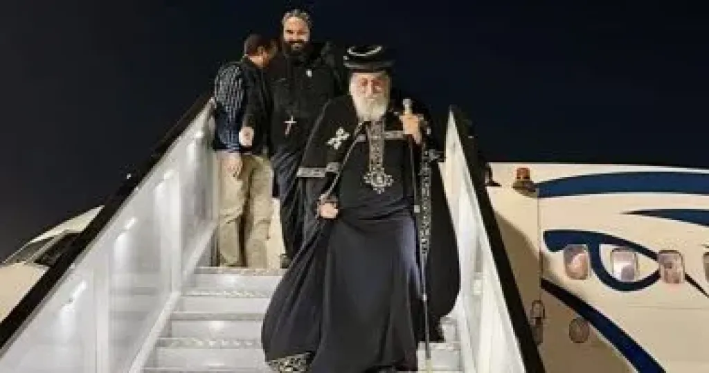 البابا تواضروس الثانى يصل القاهرة بعد جولة رعوية وطبية بالنمسا