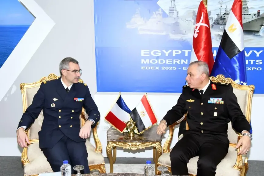 لقاءات ثنائية مكثفة لقادة الأفرع وكبار قادة  القوات المسلحة على هامش فعاليات ”إيديكس - 2025 ”|صور