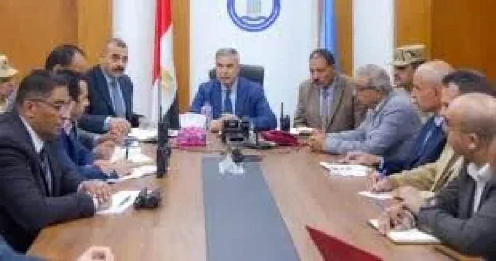 محافظ الإسكندرية يتابع سير التصويت بجولة الإعادة في انتخابات النواب بدائرة الرمل