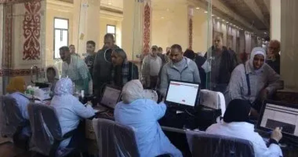 السكة الحديد تتيح منافذ إضافية لحجز قطارات التالجو وVIP بمحطة القاهرة