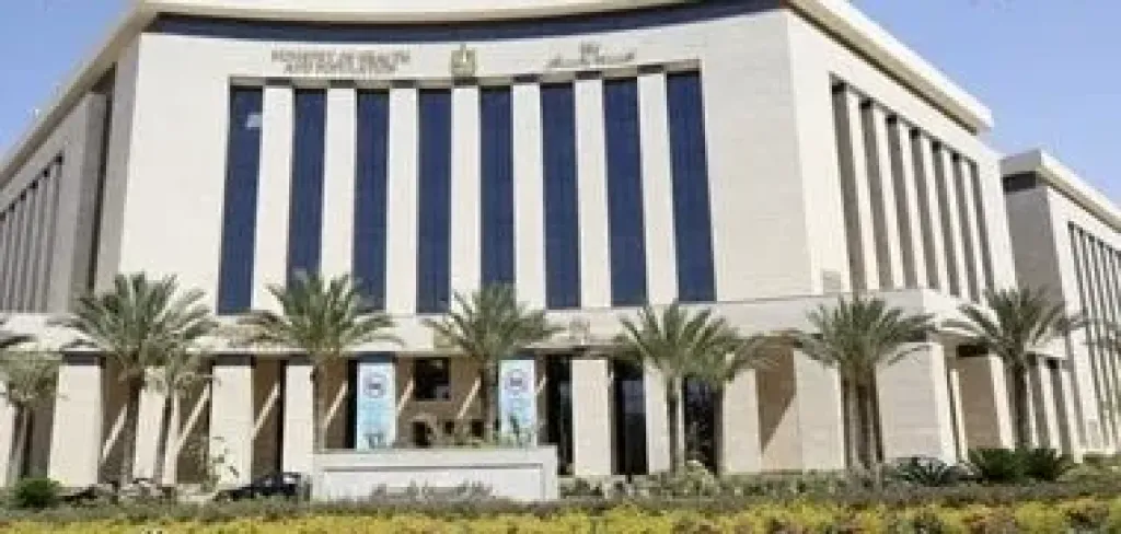 الصحة تُكمل المرحلة التاسعة من تدريب العاملين على أجهزة إزالة الرجفان القلبى