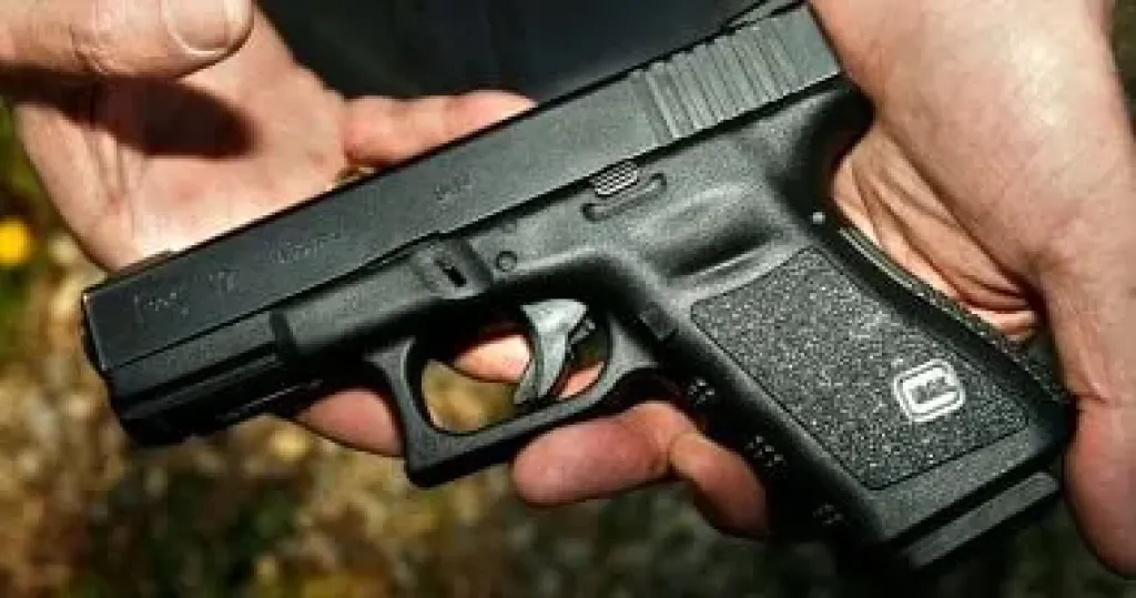 أمه ووالده منفصلان.. العثور على جثة طفل قتل نفسه بمسدس والده فى بورتوريكو