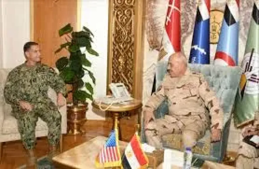 رئيس الأركان يلتقي قائد القيادة المركزية الأمريكية