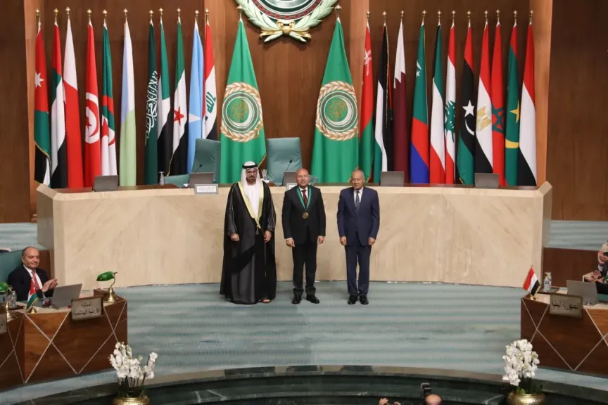 بوابة الدولة الاخبارية : تهنئ د. إبراهيم صابر… أفضل محافظ على الوطن العربي لعام 2024 – 2025