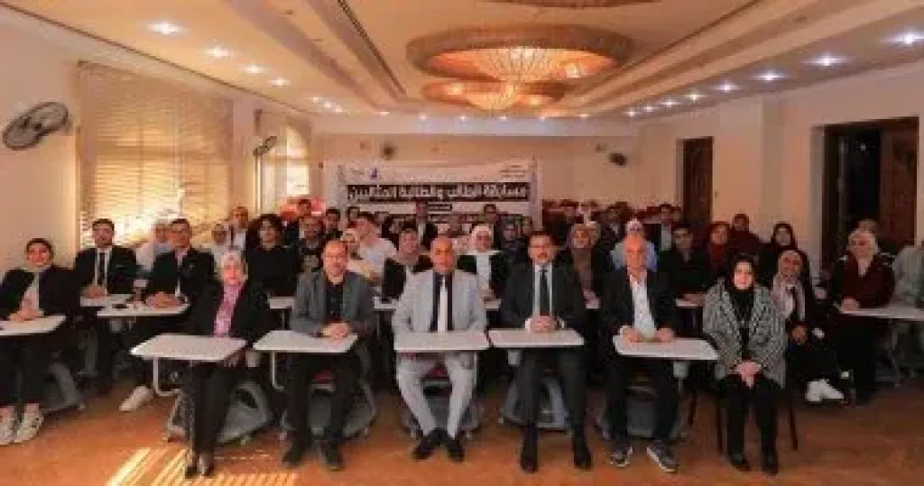 رئيس جامعة كفر الشيخ يشهد فعاليات مسابقة الطالب والطالبة المثاليين