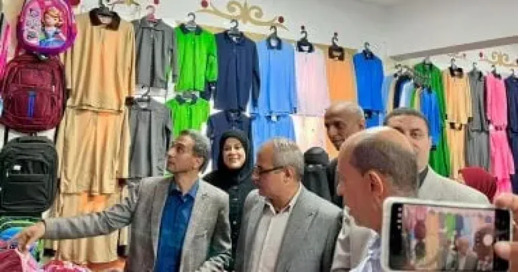 4600 قطعة ملابس والحفة فى معرض شتاء دافئ ضمن مبادرة حياة كريمة بكفر الشيخ