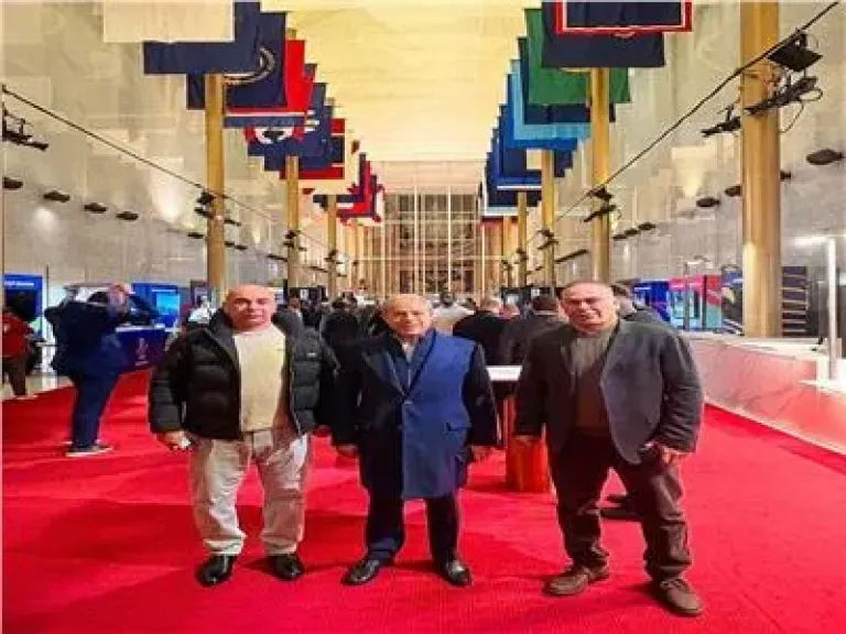 حسام وإبراهيم حسن رفقة الدرندلي في حفل الاستقبال لمنتخبات كأس العالم بمجمع كينيدي للفنون