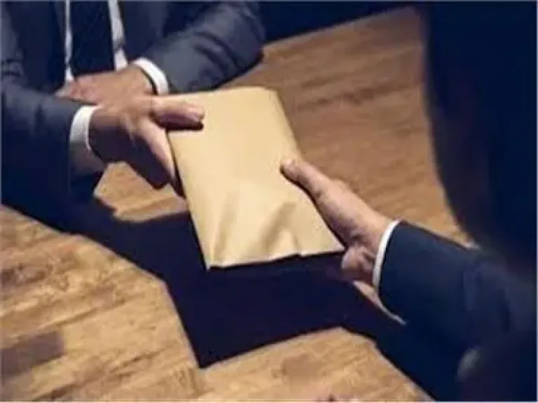 أولى جلسات محاكمة مسؤول الضرائب وآخرين في قضية رشوة مصلحة الضرائب| غدا